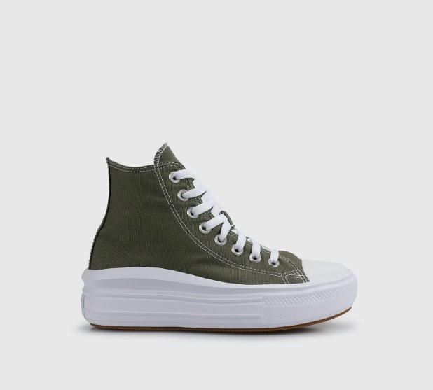 Sezonun Trend Sneaker Modelleri Ayakkabı Dünyası'nda!